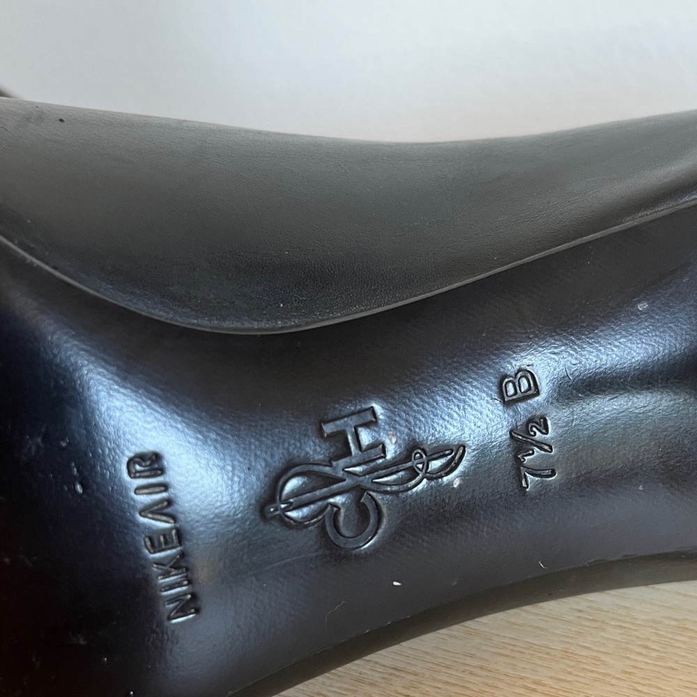 Cole Haan Classic Black Heels - Picture 6 of 8